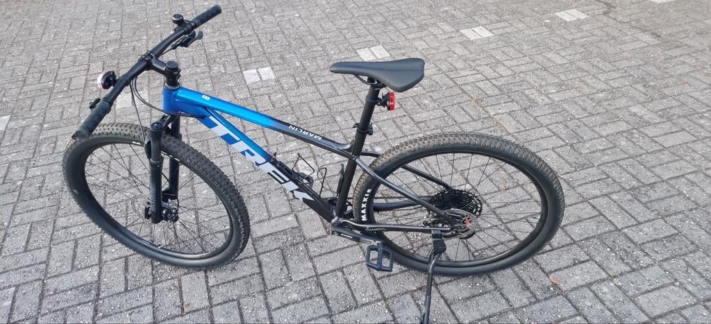 Trek Marlin 8 gen 2 size L, Fietsen en Brommers, Versnellingen, Zo goed als nieuw, 57 tot 61 cm, Schijfrem