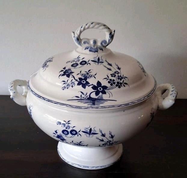 BOCH  GRAND BOUQUET, Antiek en Kunst, Antiek | Servies los, Ophalen of Verzenden