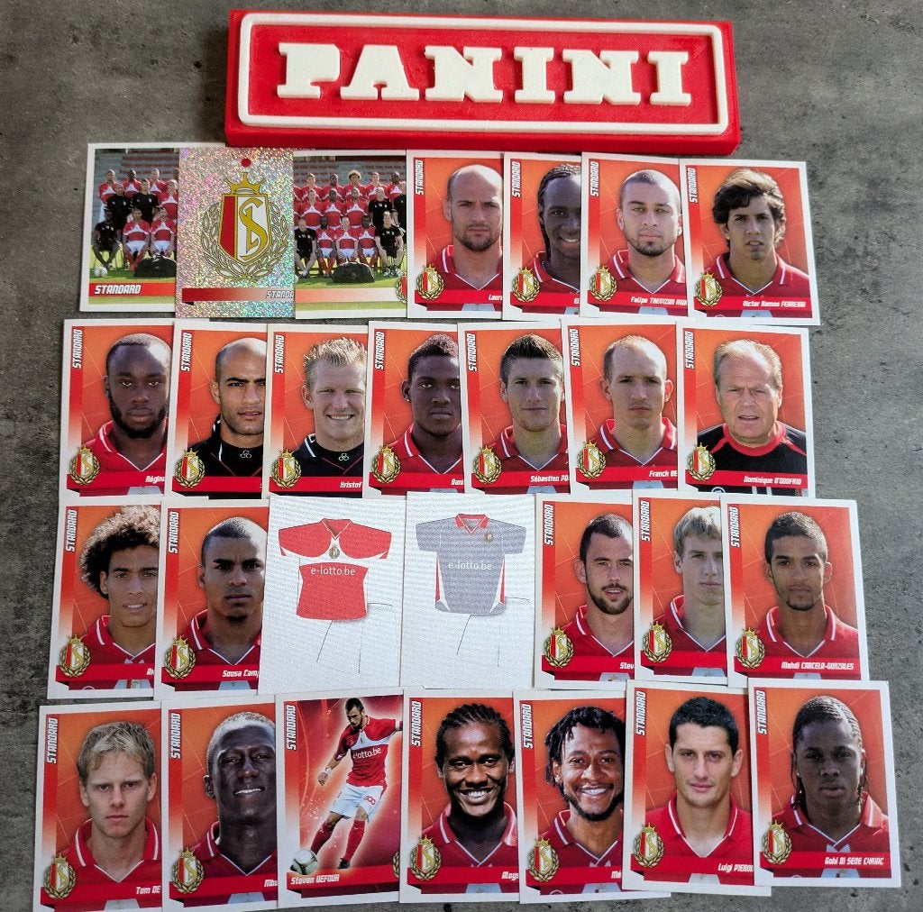 27 AUTOCOLLANTS PANINI FOOTBALL 2011 FOOT STANDARD LIÈGE, Envoi, Neuf