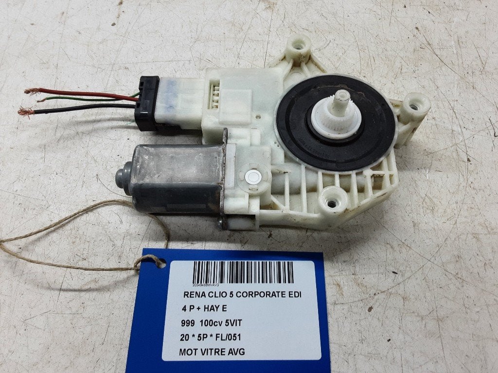 MOTEUR LEVE VITRE ELECTRIQUE AVANT GAUCHE Clio V (RJAB), Autos : Pièces & Accessoires, Renault, Mevr. I. Hauben, Utilisé, Avant