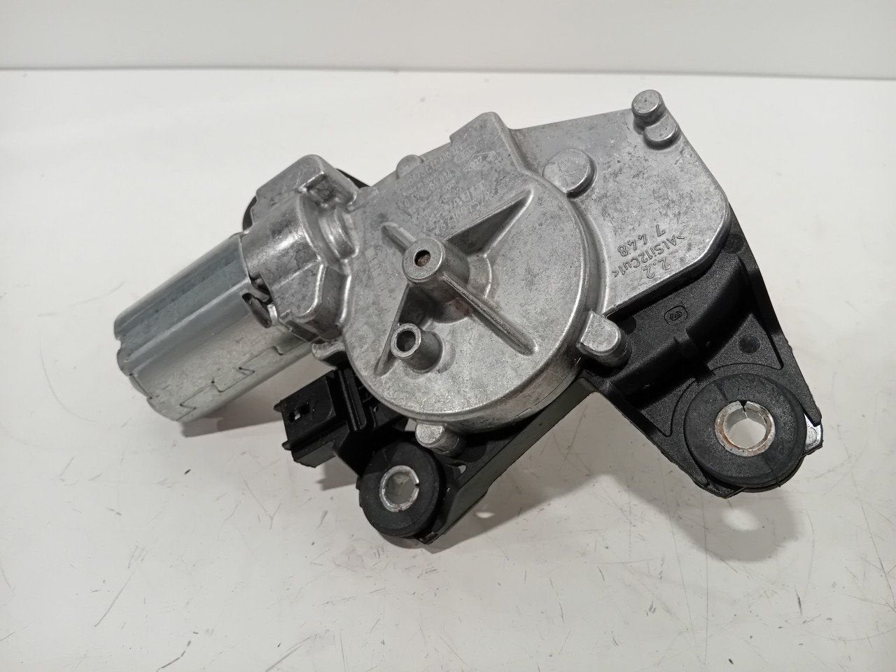 Ruitenwissermotor achter Renault Grand Scénic, Onderdelen@venauto.nl, Van der Ven Autorecycling B.V., Ettenseweg 76, 4706 PB Roosendaal, The Netherlands