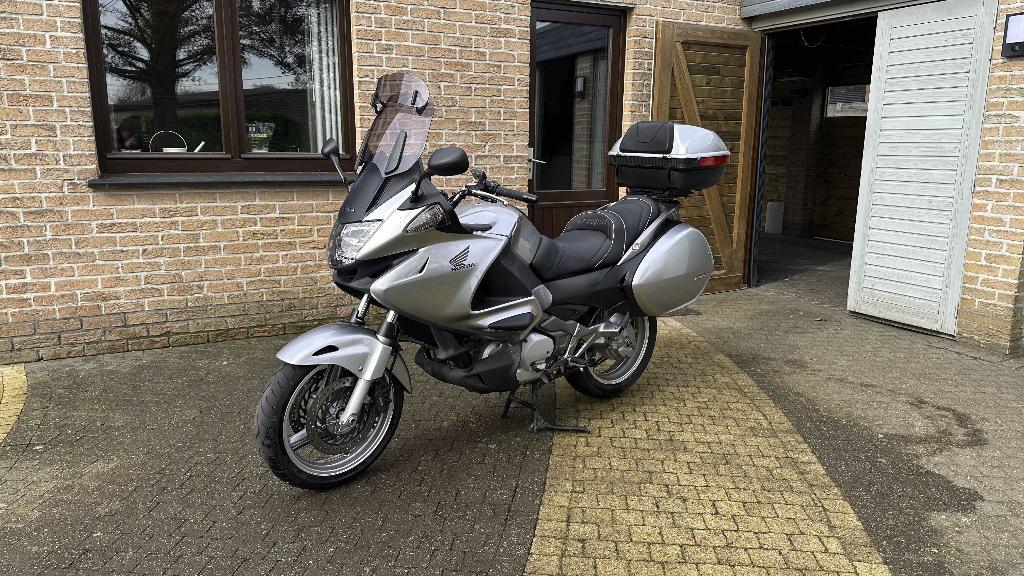 Honda Deauville NT700VA 2012, Motoren, Motoren | Honda, 700 cc, 2 cilinders, Motorrijbewijs A, Particulier