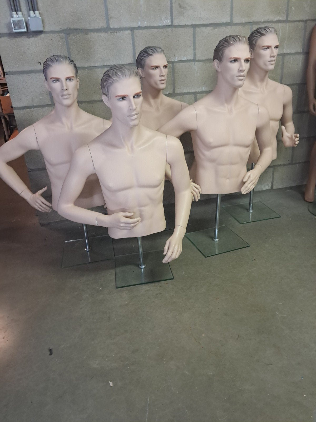 Realistische heren buste paspop militaria, Antiek en Kunst, Ophalen