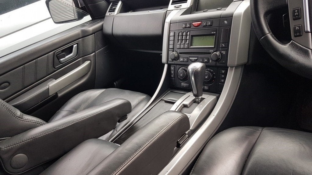 VERSNELLINGSBAK AUTOMAAT ABS Range Rover Sport (LS), Auto-onderdelen, Campus Kronberg 7
61476  Kronberg im Taunus, DE, Jaguar Land Rover Deutschland GmbH