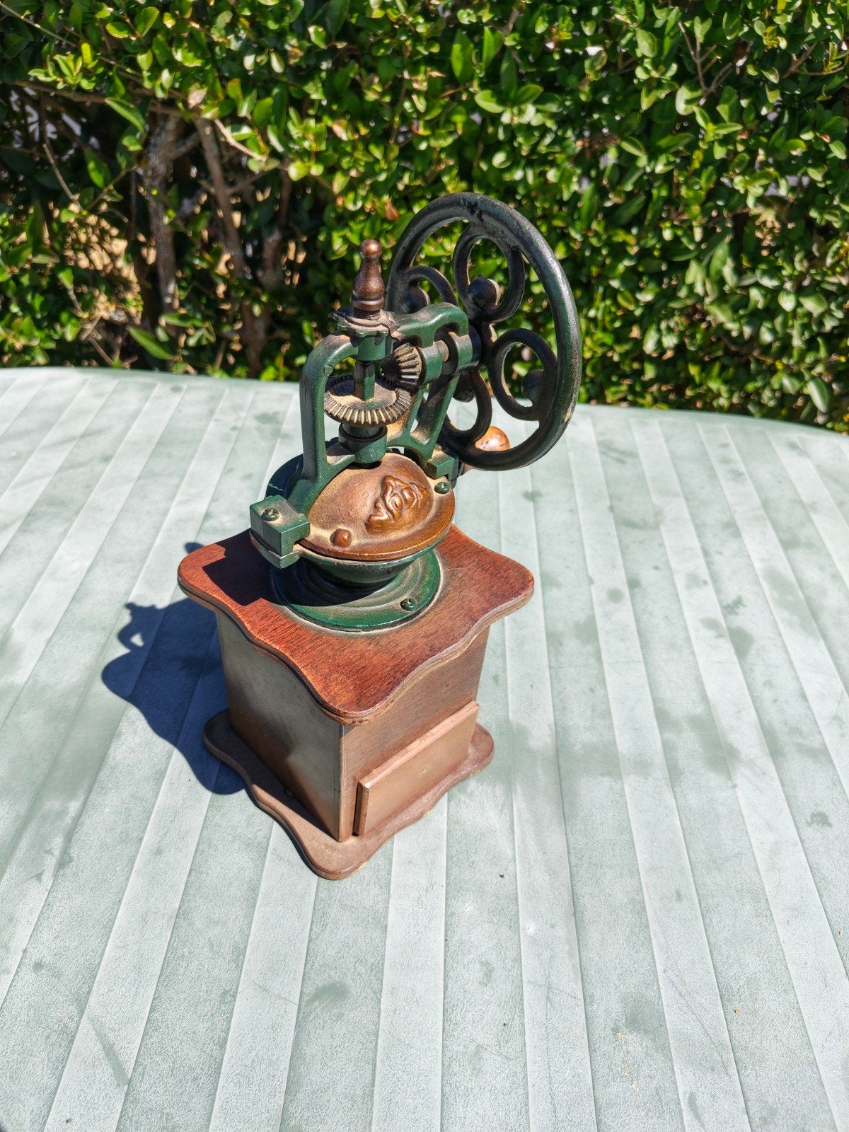 ancien moulin à café avec fer spécial mécanique, Enlèvement ou Envoi