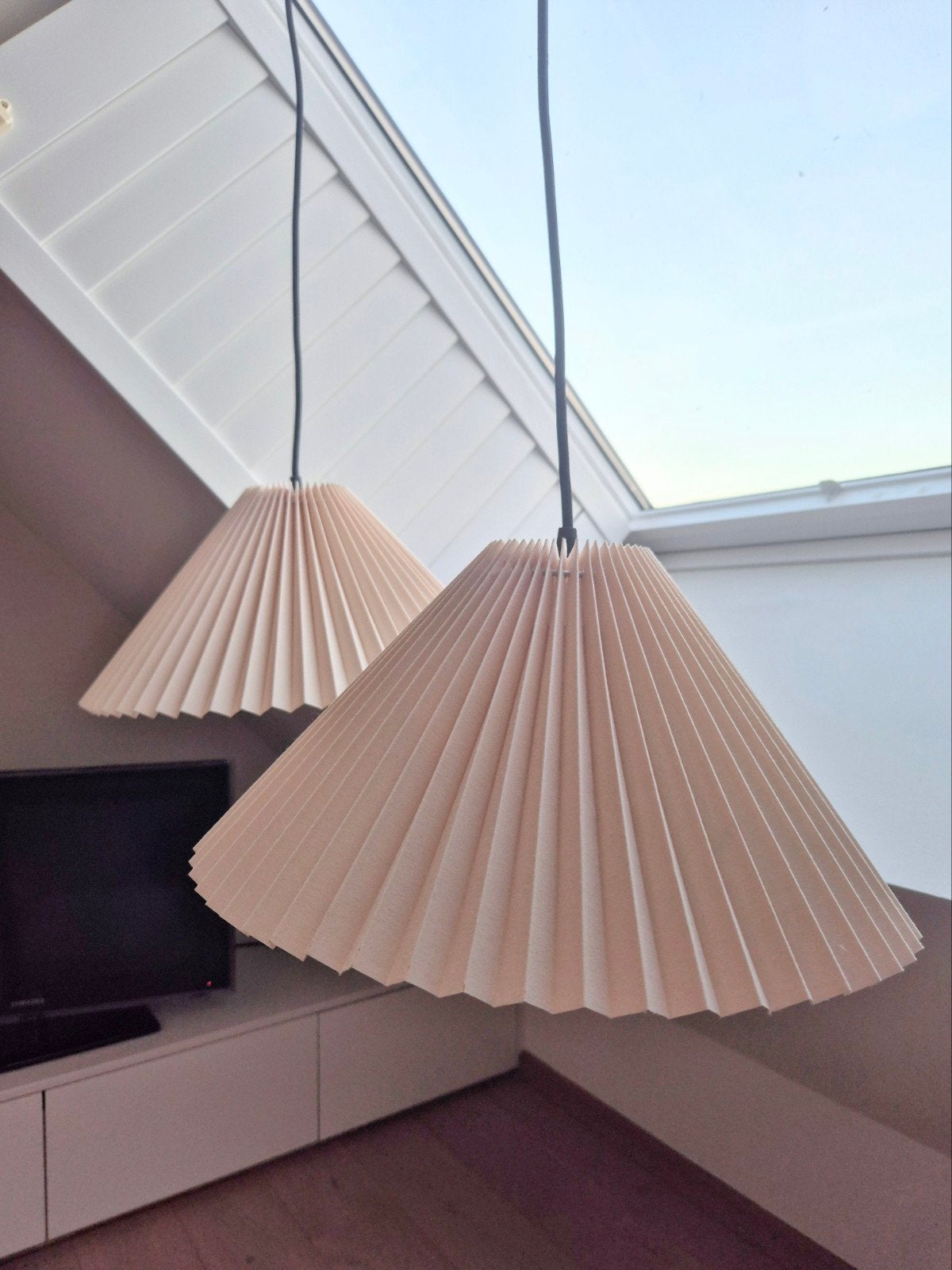 Plissé hanglampkappen (set 2st)., Scandinavisch design, Enlèvement ou Envoi, Synthétique, Comme neuf