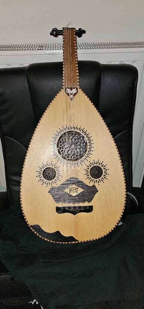 Luit oud ud, Musique & Instruments, Enlèvement