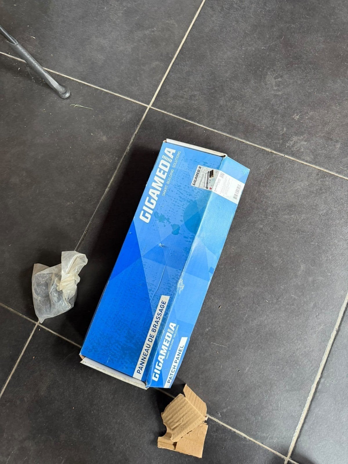 Panneau de brassage GIGAMEDIA Cat6 24 ports - PANC6U24P - no, Enlèvement ou Envoi