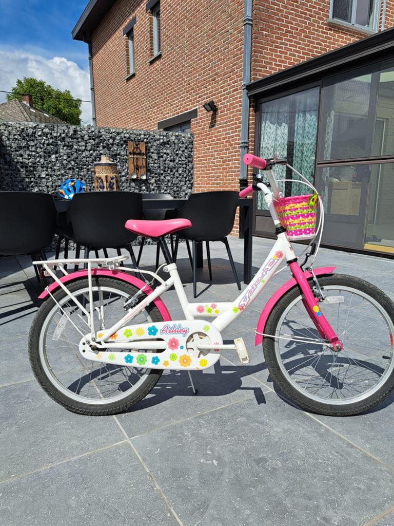 Kinderfiets meisjesfiets 20 inch, Fietsen en Brommers, Ophalen, Zo goed als nieuw, 20 inch, Volare