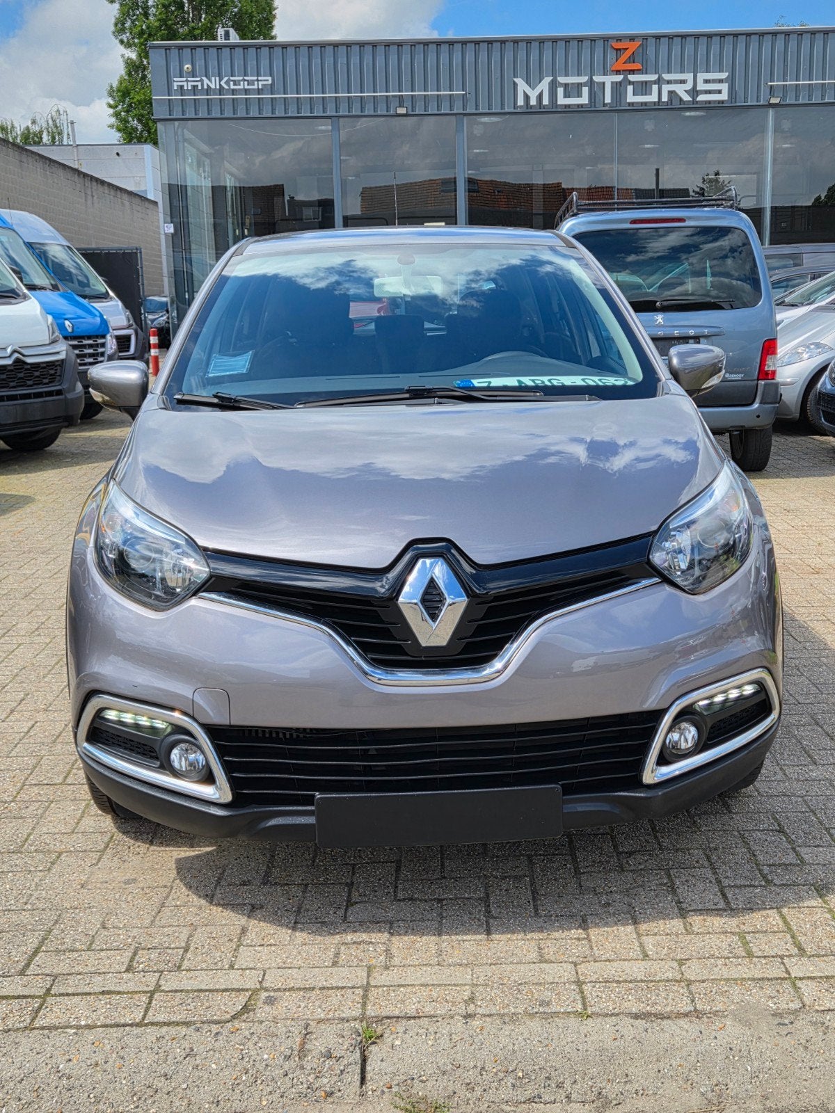 RENAULT CAPTUR /0.9 BENZINE/, Auto's, Renault, Euro 5, 5 deurs, 3 cilinders, Bluetooth