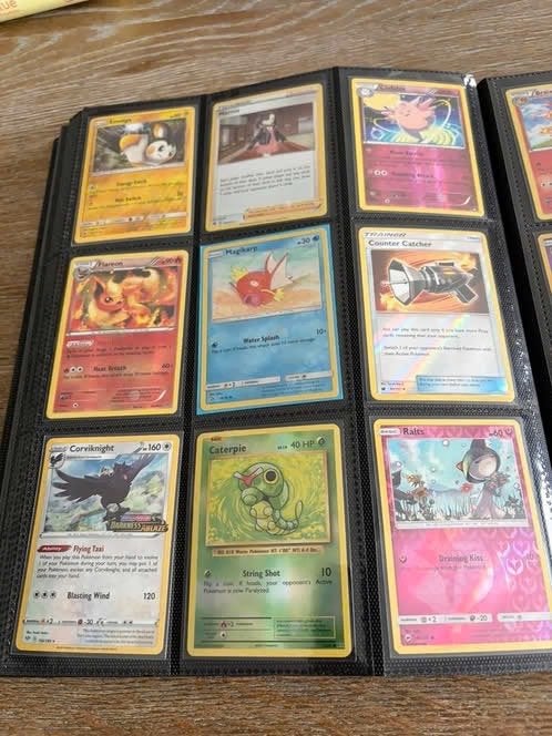 147 Verschillende Pokémon kaarten! Nieuwstaat!, Hobby en Vrije tijd, Verzamelkaartspellen | Pokémon, Ophalen of Verzenden, Zo goed als nieuw