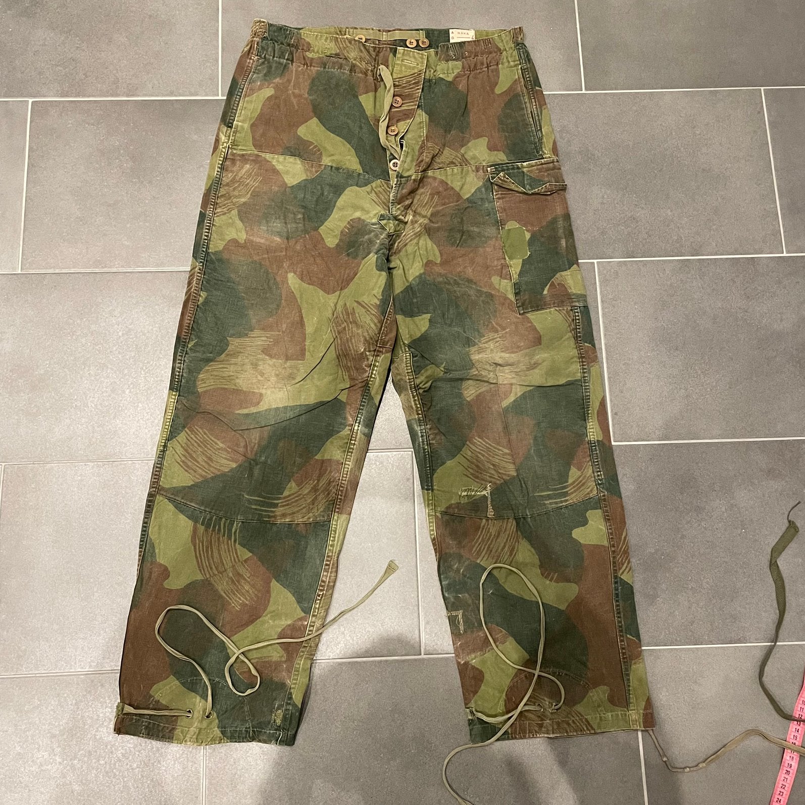 Pantalon parachute belge 1956 brushstroke, Enlèvement ou Envoi, Porté