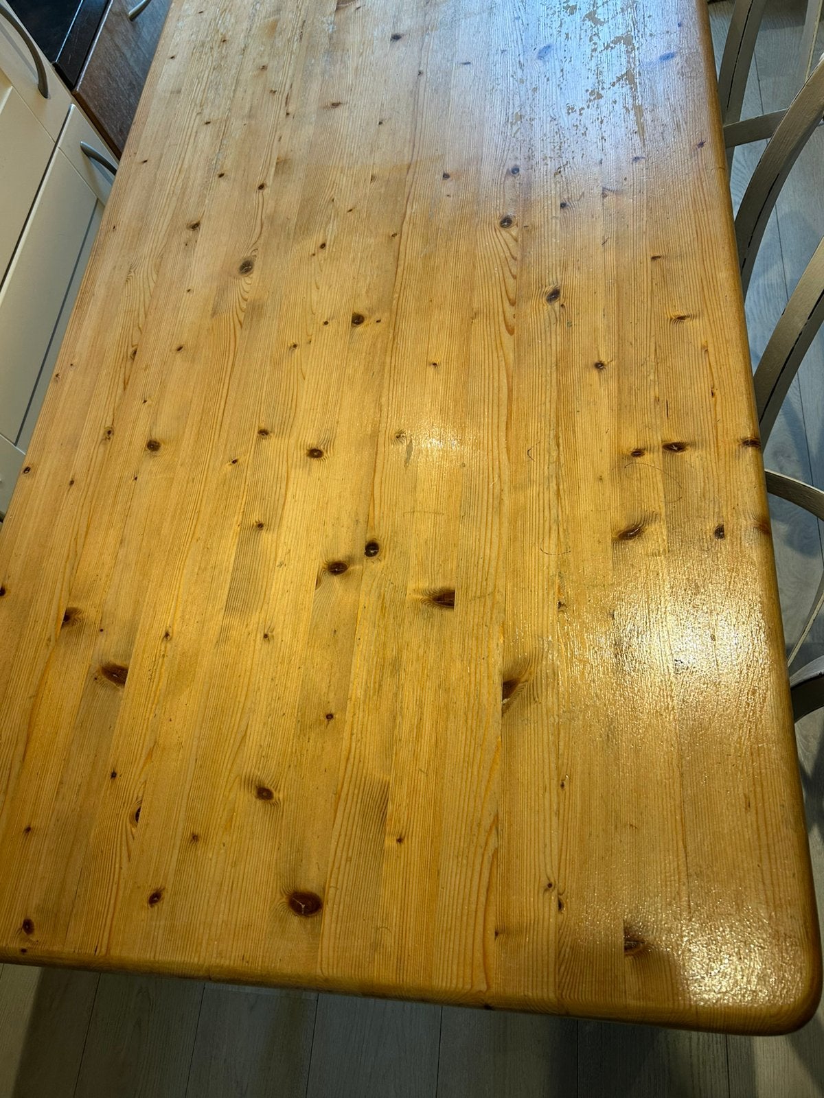 Tafel +4 stoelen gratis, Ophalen, Gebruikt