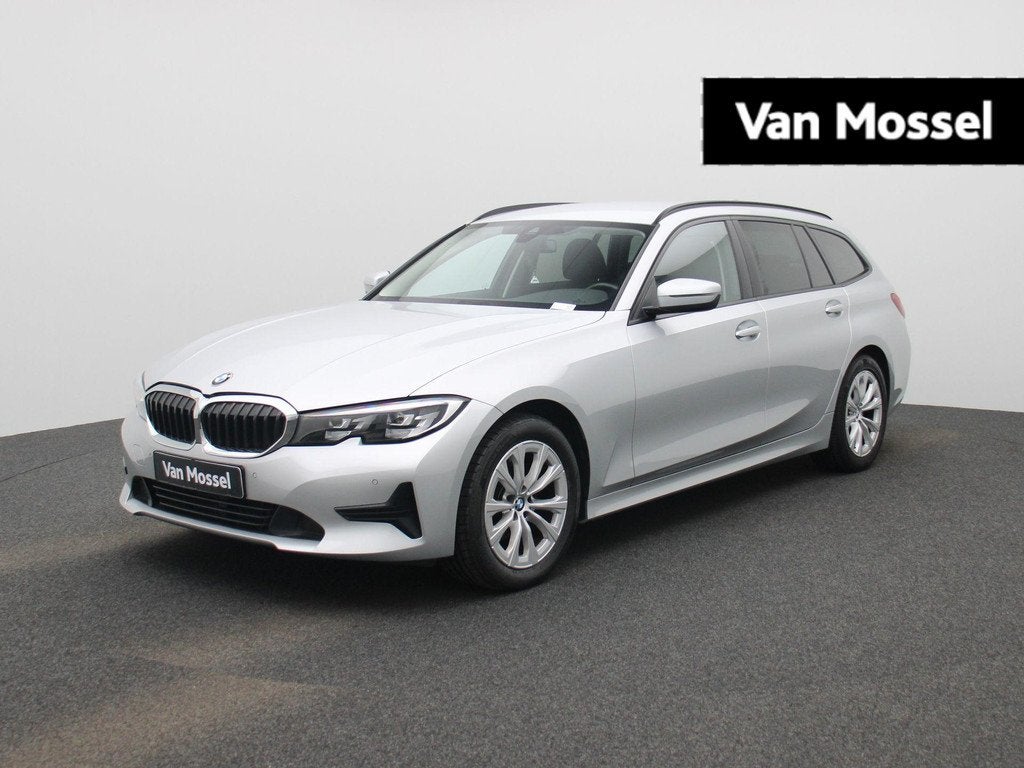 BMW 3 Serie Touring 318dA (110 kW) (automatique), Autos, BMW, Argent ou Gris, 1800 kg, 110 kW, Entreprise
