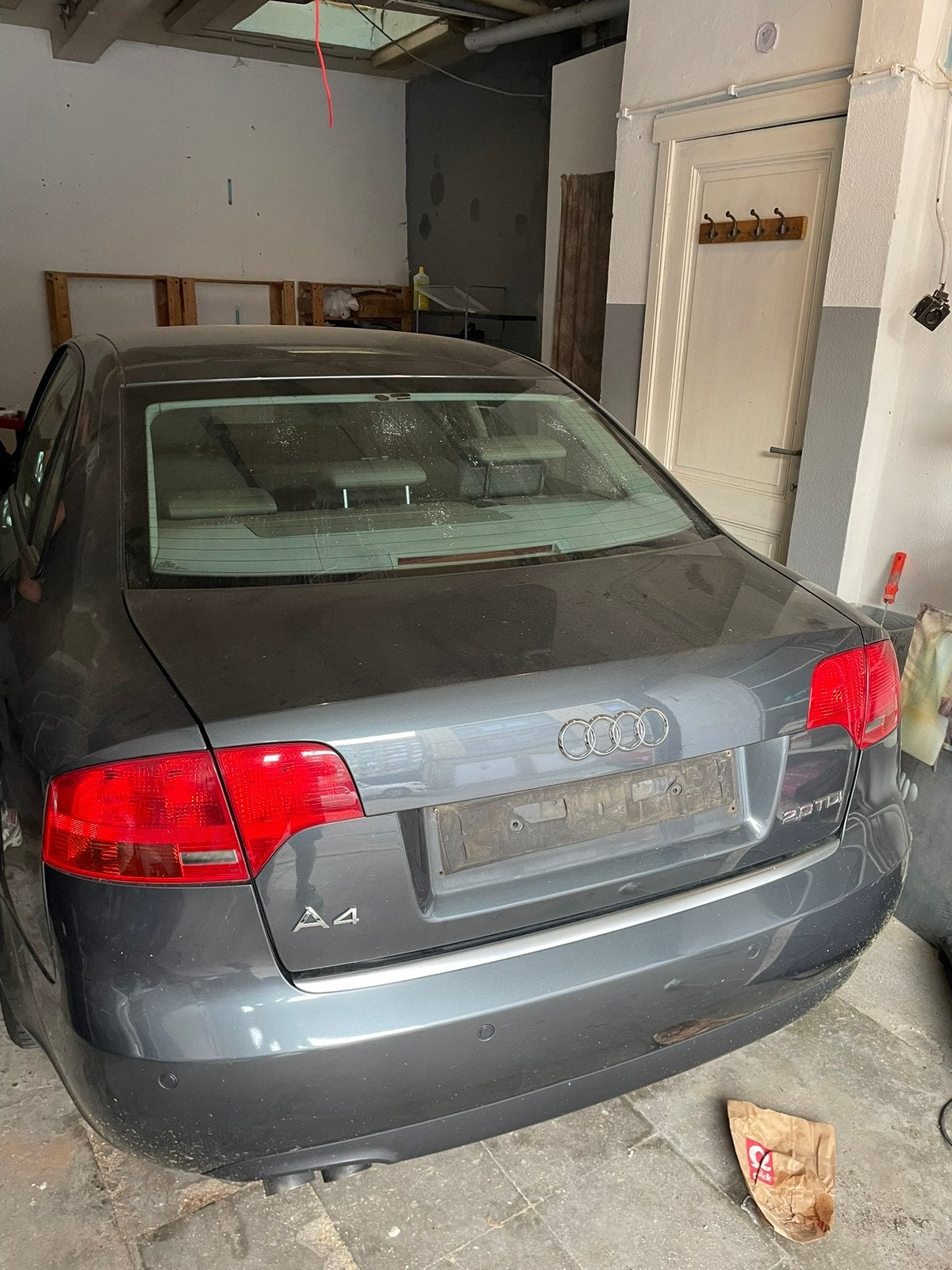 Audi A4, Autos, Audi, Argent ou Gris, Achat, Boîte manuelle, 5 portes