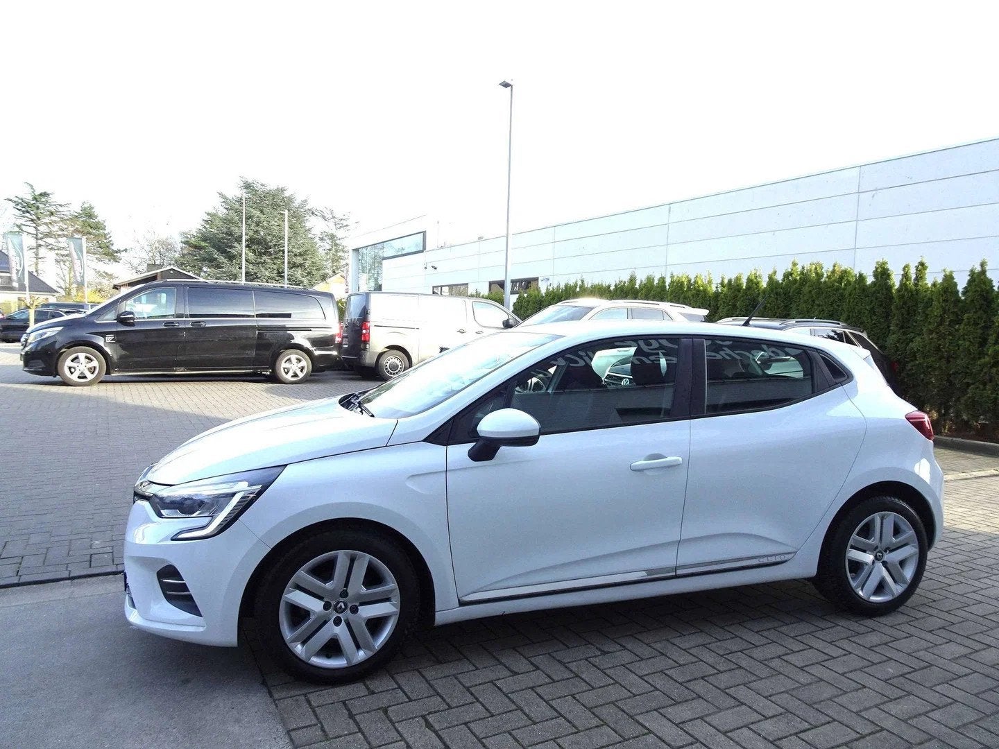 Renault Clio 1.0TCe 5d. Corporate CARPLAY,FULL LED,NAVI,CRUI, Auto's, Stof, Gebruikt, 91 pk, 67 kW