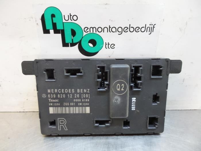 Module verrouillage central des portes d'un Mercedes Vito (V, 3 mois de garantie, Utilisé, -, -