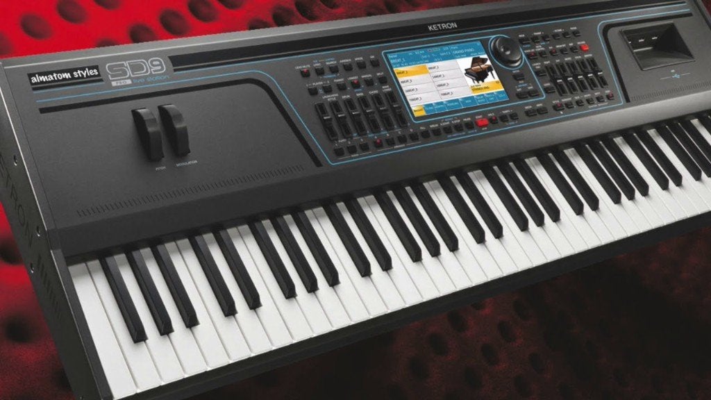 Ketron sd9 pro V of E versus Ketron sd90 fantastisch, Muziek en Instrumenten, Keyboards, Zo goed als nieuw, 76 toetsen, Overige merken