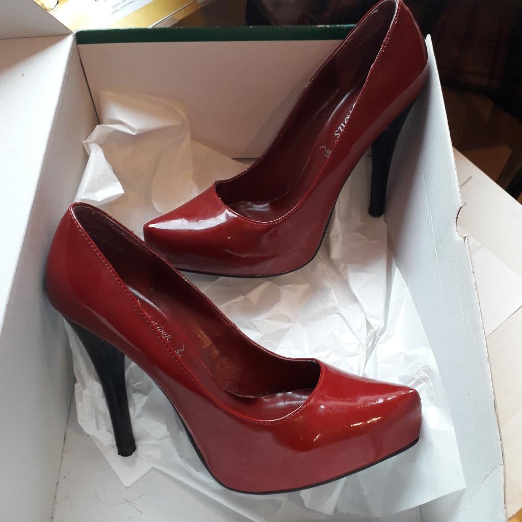 schoenen, Verzenden, Gedragen, Schoenen met lage hakken