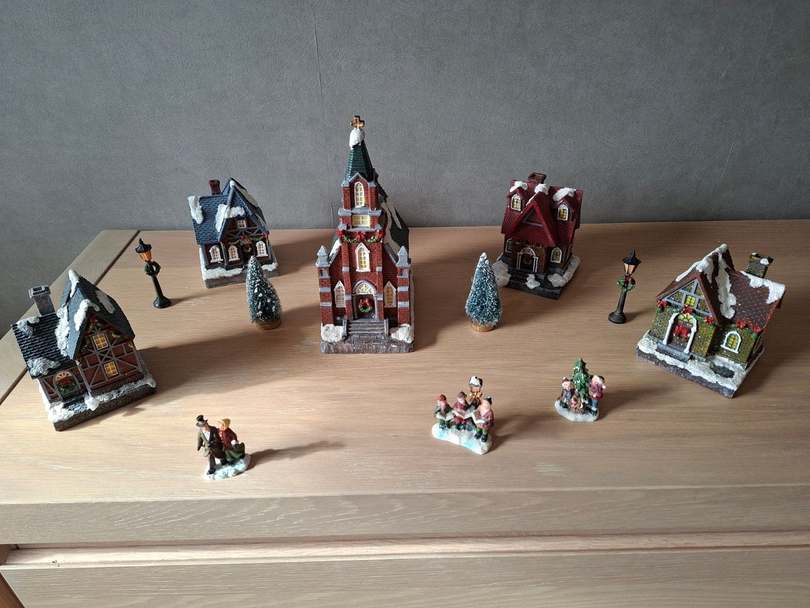 12 delig kerstdorp, in perfecte nieuwstaat, Ophalen of Verzenden, Gebruikt