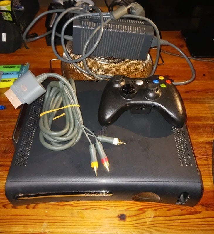 Xbox 360 120GB + Controller + Kabels, Gebruikt, Ophalen of Verzenden, 360 Arcade of Core, Met 1 controller