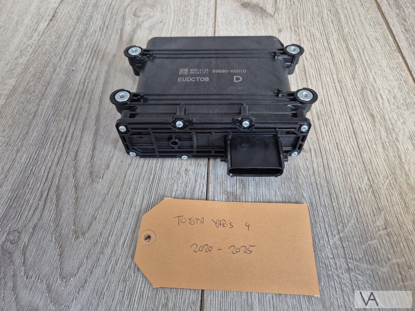 Toyota Yaris / Yaris Cross 2020 - 2025 handrem computer €40, Gebruikt, -, -, Ophalen of Verzenden