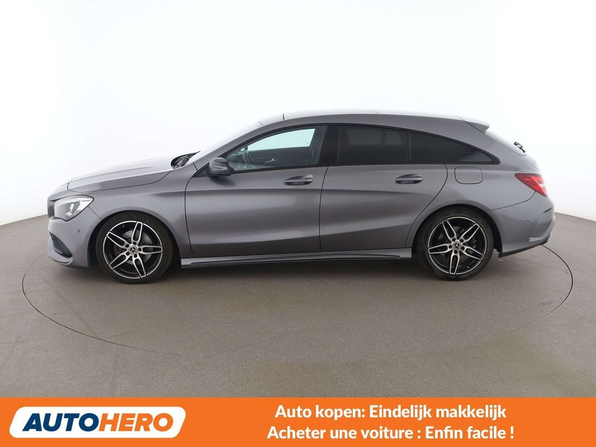 Mercedes-Benz CLA-Klasse 180 CLA 180 Shooting Brake AMG Line, Auto's, Mercedes-Benz, CLA, 122 pk, Lichtsensor, 1595 cc