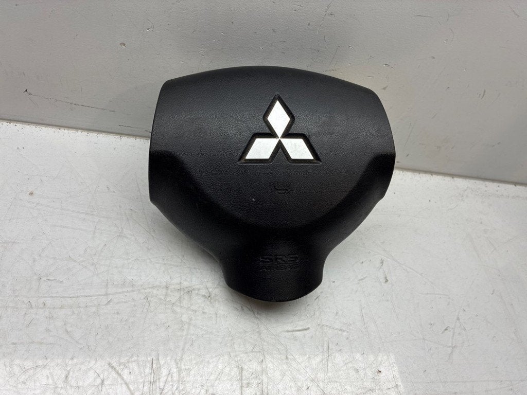 AIRBAG VOLANT Mitsubishi Outlander (CW) (|7030A088XB|), Dhr. J. Ham, Administratie@autoham.nl, Utilisé, Mitsubishi