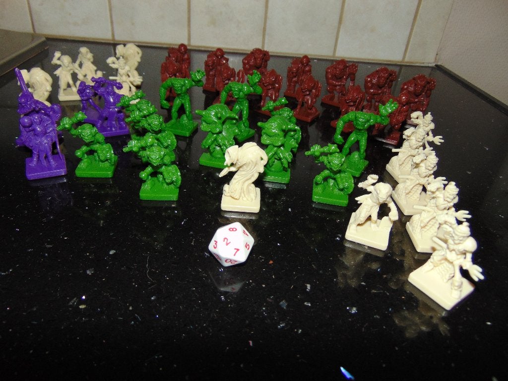 Dungeons & Dragons miniatures 40 stuks, Hobby en Vrije tijd, Ophalen of Verzenden, Gebruikt, Overige soorten, Figuurtje(s)