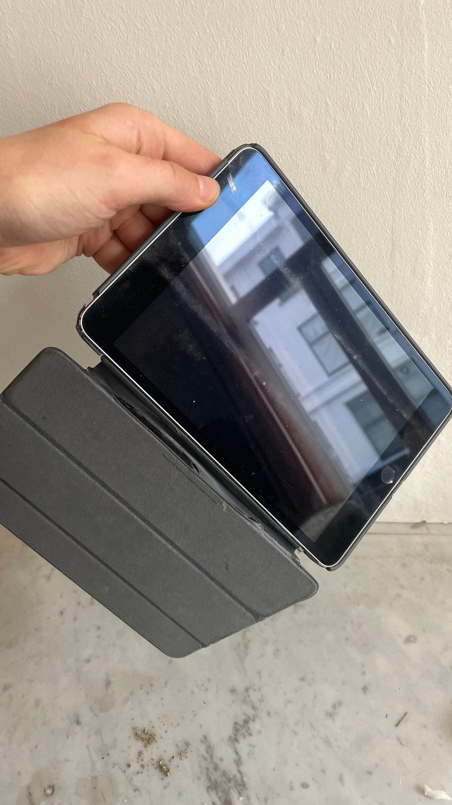 Apple iPad Mini 4 - Werkend met Apple Smart Case, Computers en Software, Gebruikt, Apple iPad, Zwart, 8 inch