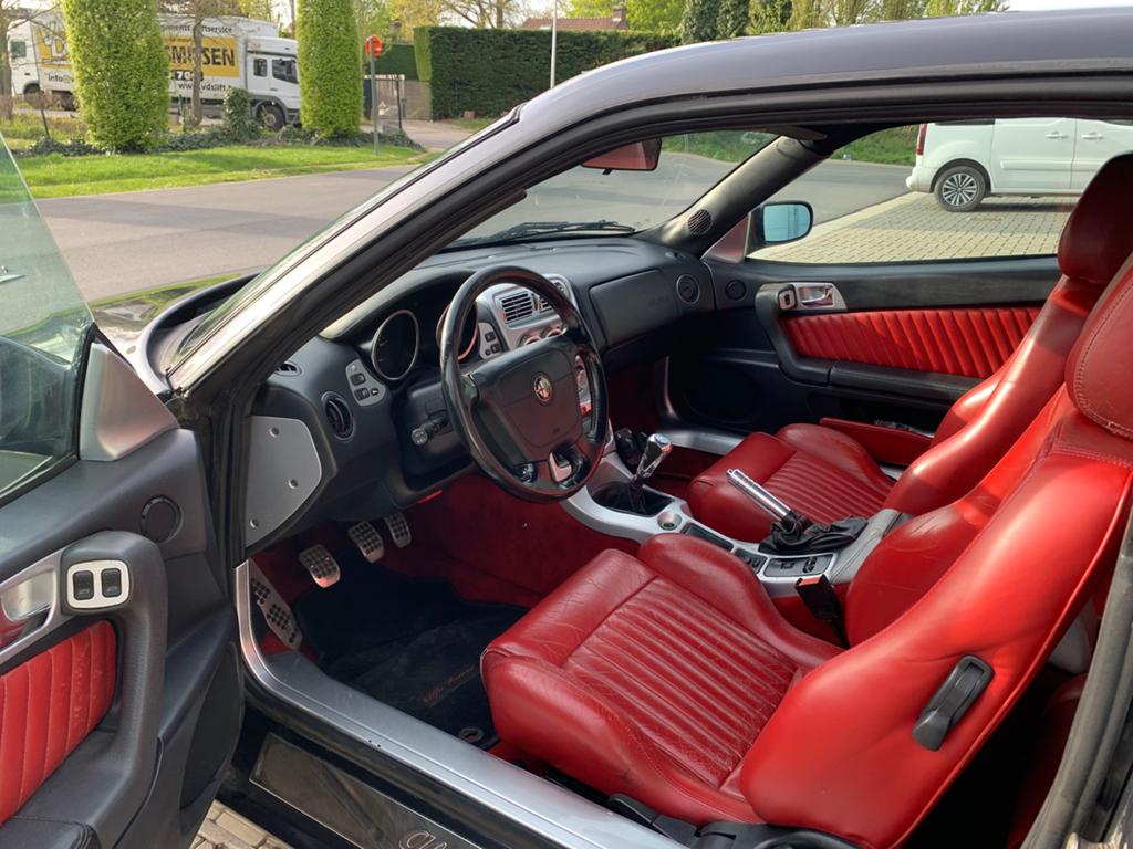 Alfa Roméo GTV 2.0 Twin Spark 1996, Autos, Cuir, Argent ou Gris, Entreprise, Boîte manuelle