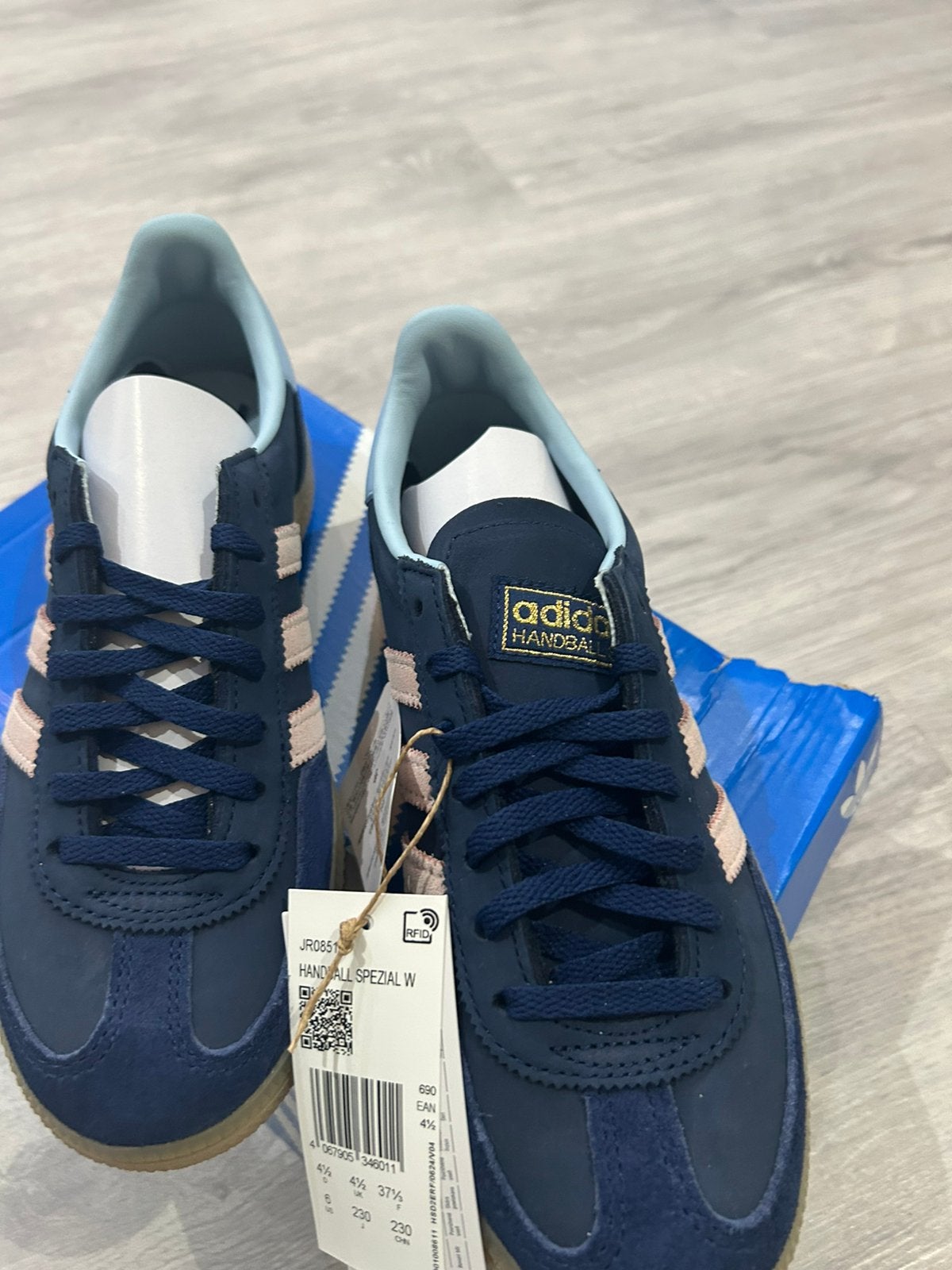 Basket adidas, Envoi, Neuf, Stick