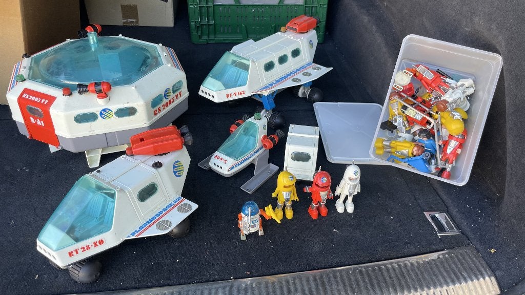playmobil de l espace avec 8 plateaux lunaires, Enlèvement