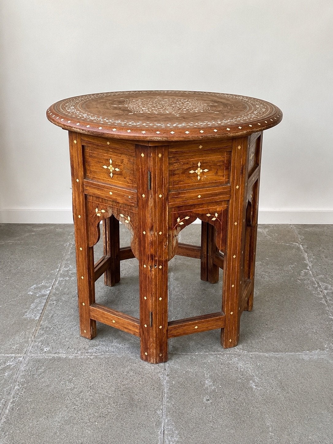 Table à thé orientale pliante en bois massif, Amovible, Enlèvement, Utilisé, Bois
