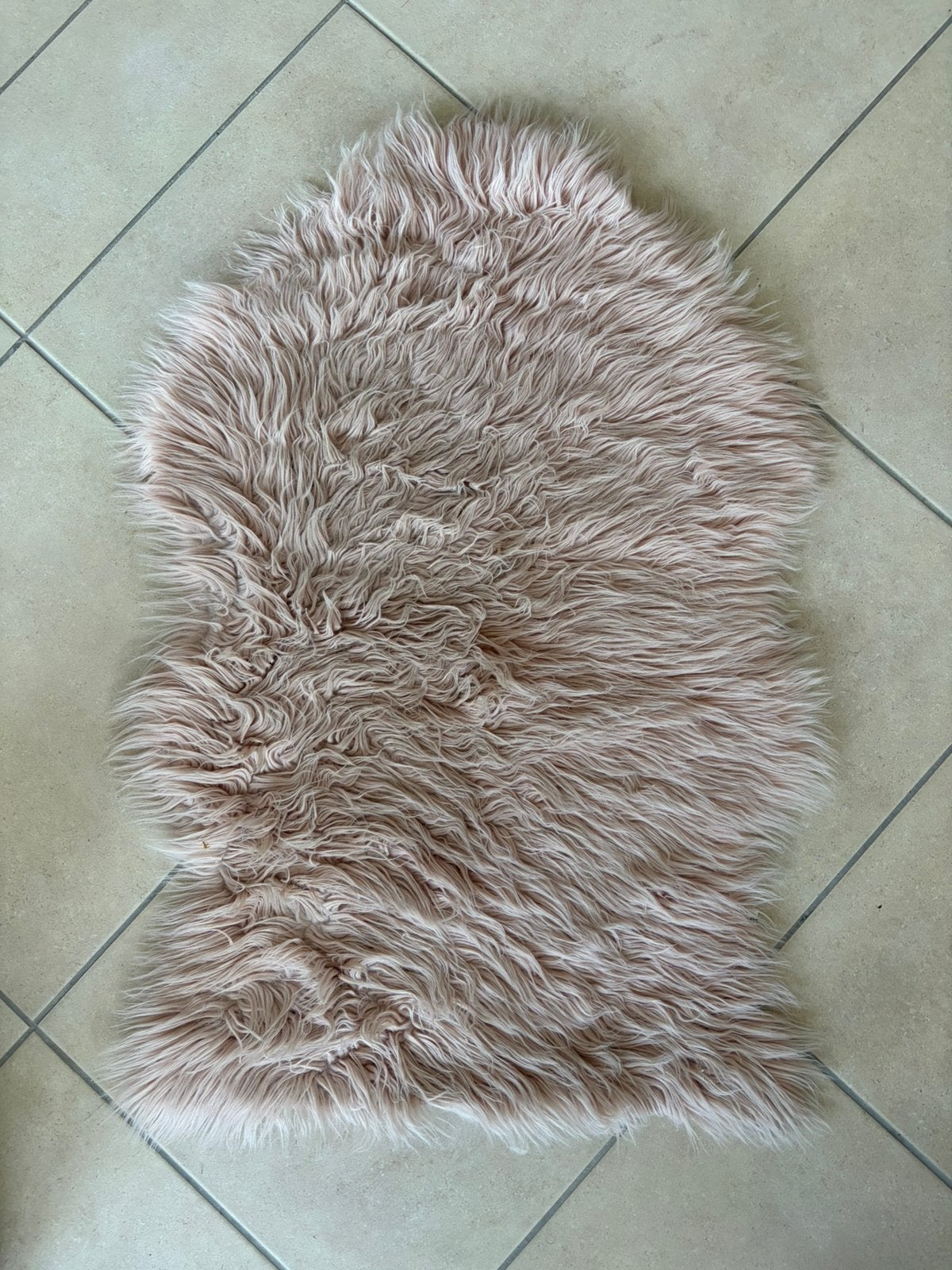 Fausse peau de mouton rose, Maison & Meubles, Enlèvement ou Envoi, Utilisé, Peau de mouton, Rose
