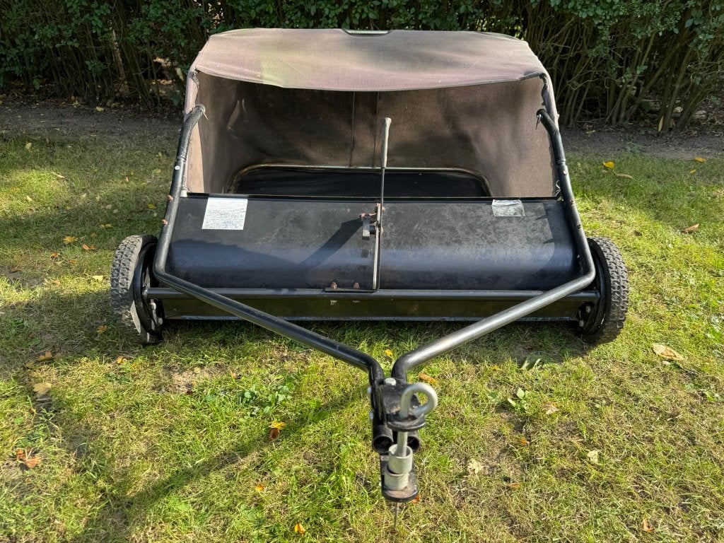 Handige bladveger / gazonveger voor zitmaaier of quad, Tuin en Terras, Ophalen, Gebruikt