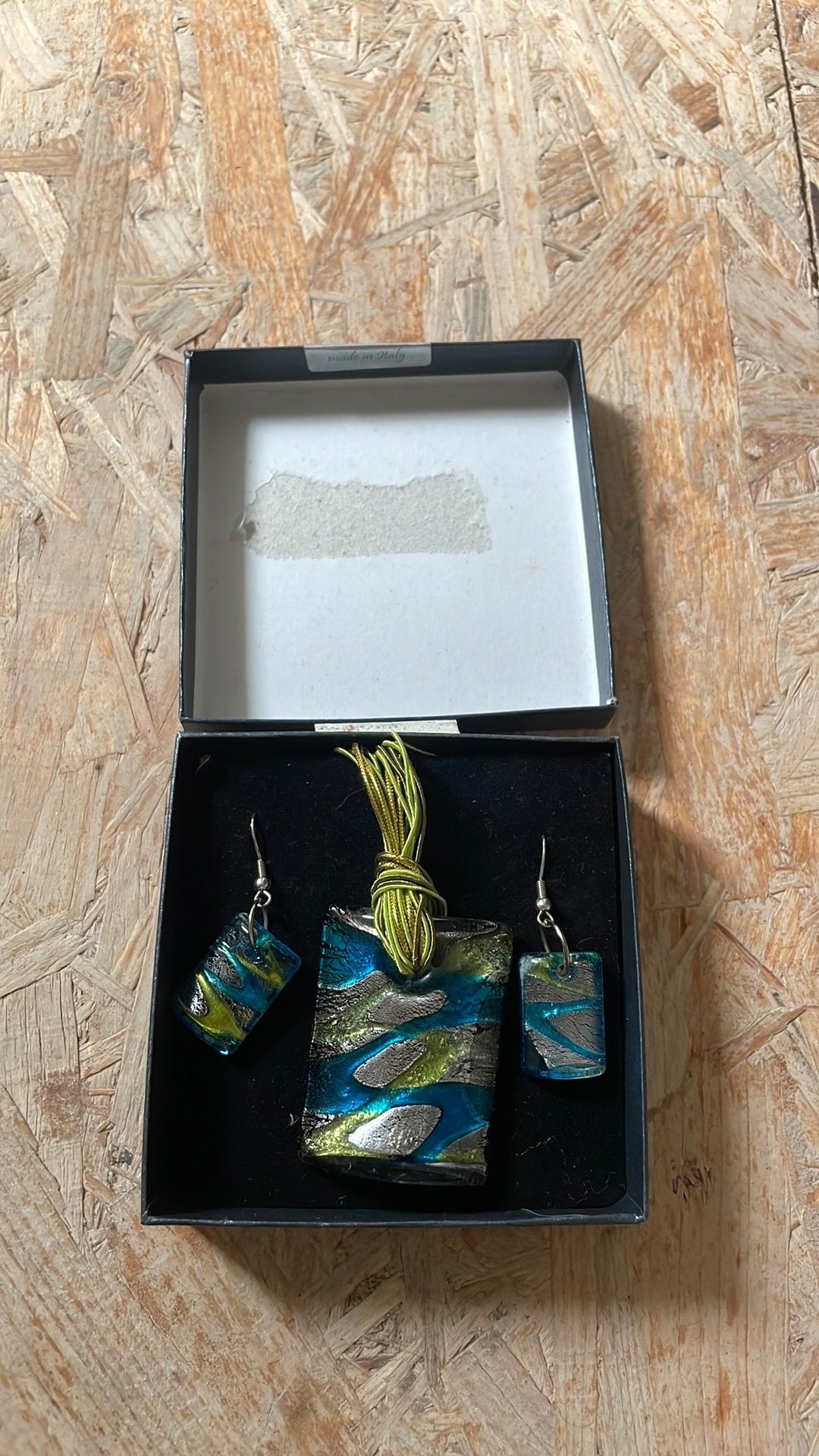 Set oorbellen en ketting van Murano glas, Collections, Parfums, Enlèvement ou Envoi, Neuf