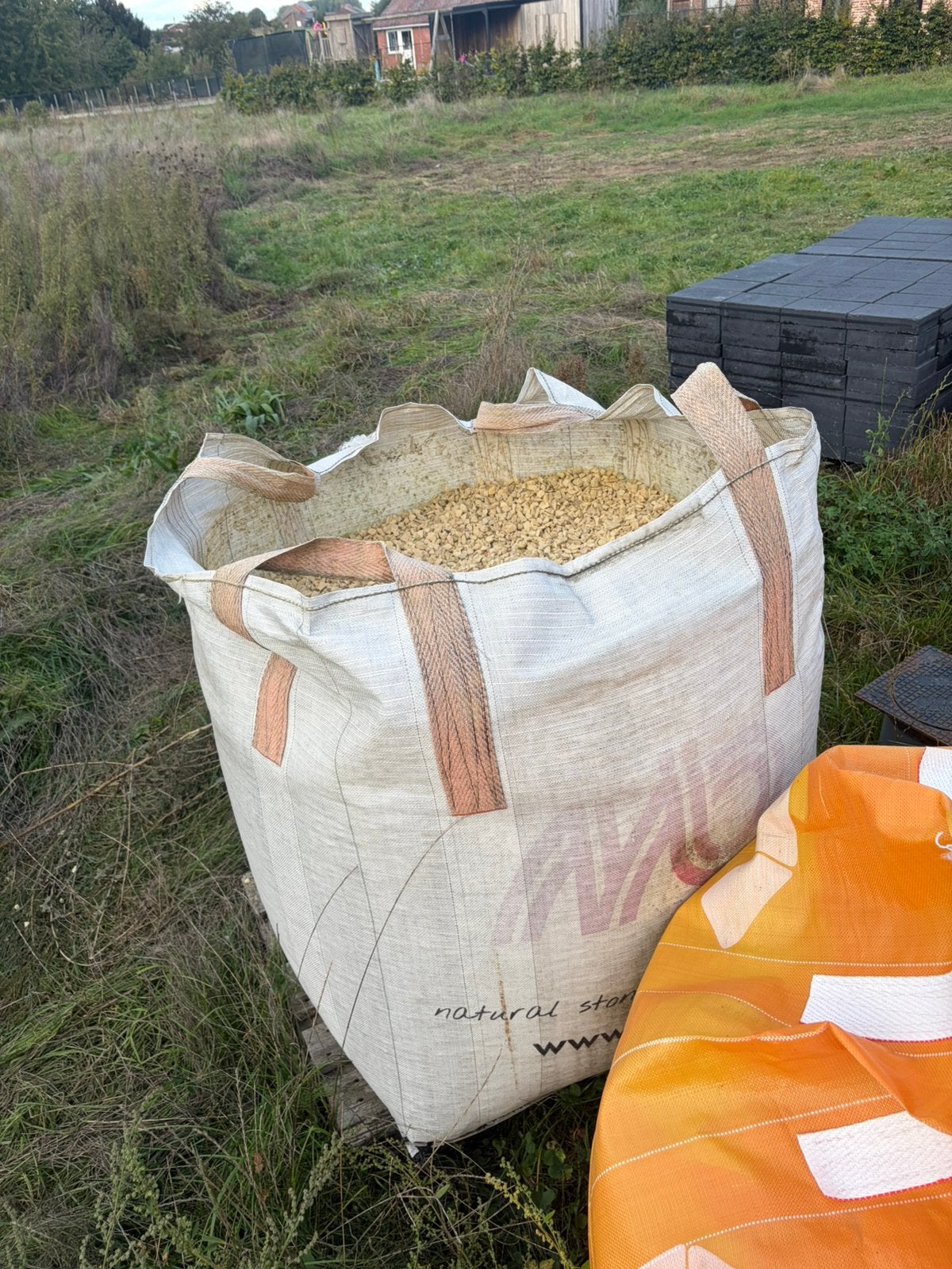 Nieuw Bigbag 1300 kg Yellow Sun, Tuin en Terras, Ophalen, Zo goed als nieuw