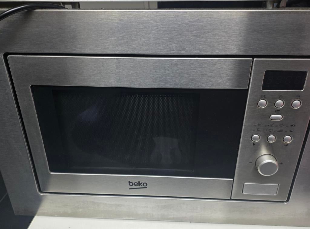 Beko inbouw, Enlèvement, Encastré