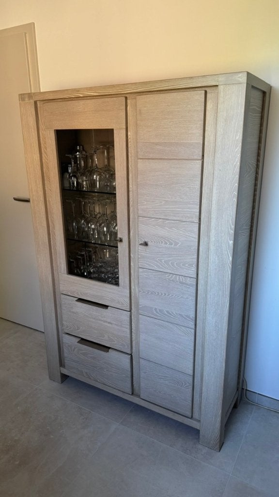 Eetkamer te koop, Ophalen