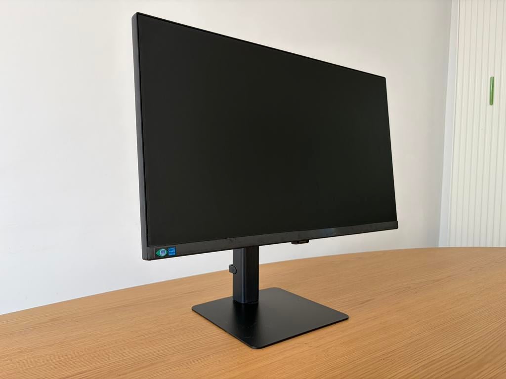 2x Samsung ViewFinity S6 24” QHD 100Hz USB-C €145/st, Computers en Software, Monitoren, Zo goed als nieuw, DisplayPort, IPS, HD