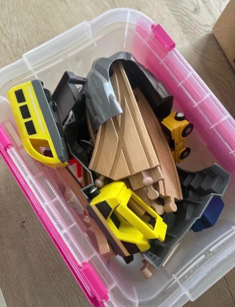 Houten treinset, Kinderen en Baby's, Ophalen of Verzenden, Zo goed als nieuw, Rij- of Hobbelspeelgoed