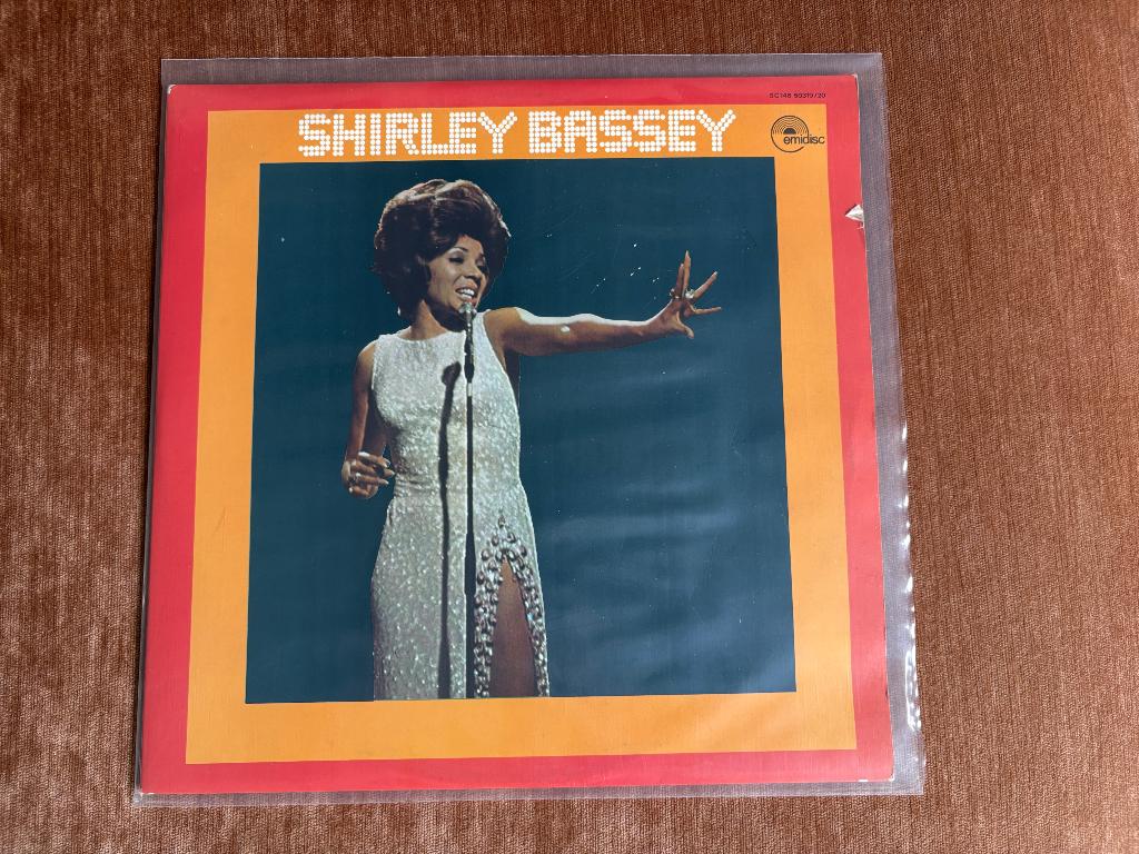 Shirley Bassey, Shirley Bassey, double LP, Cd's en Dvd's, Vinyl | R&B en Soul, Gebruikt, Soul of Nu Soul, 12 inch, Ophalen