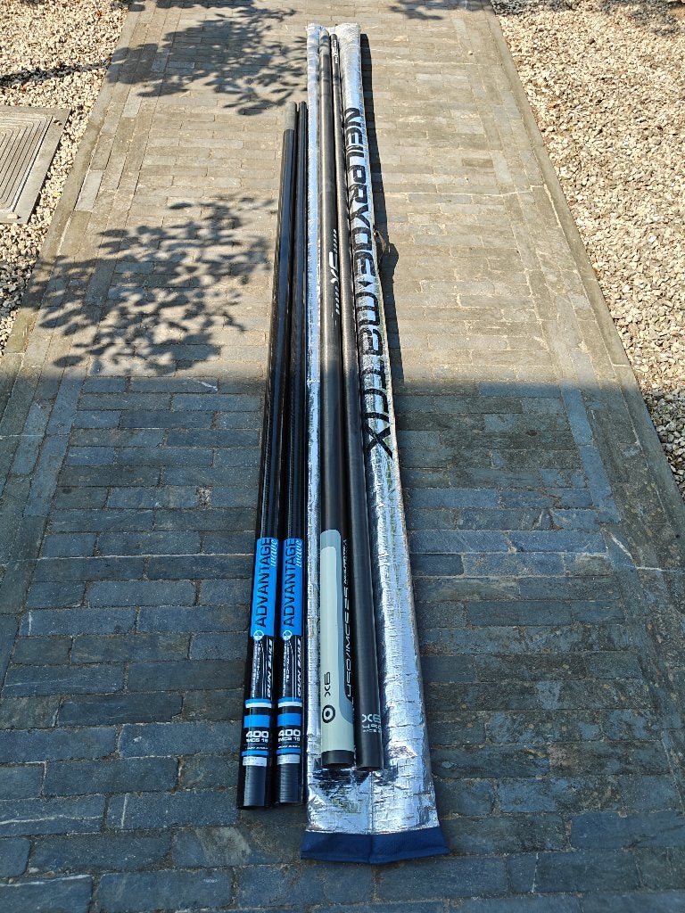 Neilpryde X6 490 90% en Gun Sails 400 30% masten, Sports nautiques & Bateaux, Planche à voile, Mât, Comme neuf, Enlèvement, Neilpryde