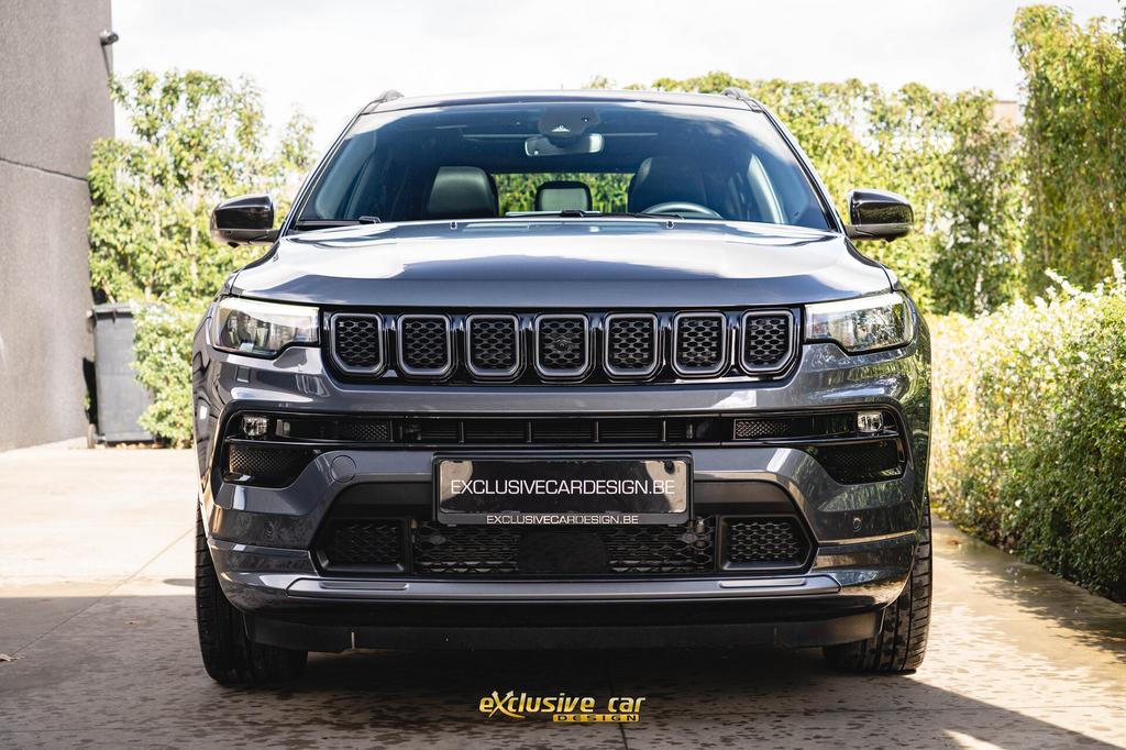 Jeep Compass 4Xe S, 0 min, 241 pk, https://public.car-pass.be/vhr/9911dd6a-b900-4e08-acf7-5bf68e173b84, 0 kg