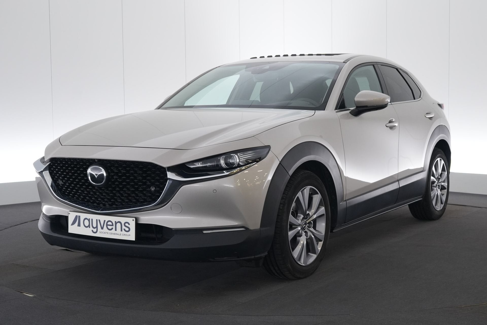 (2CMX694) MAZDA CX-30, Cuir, Argent ou Gris, Euro 6, Entreprise