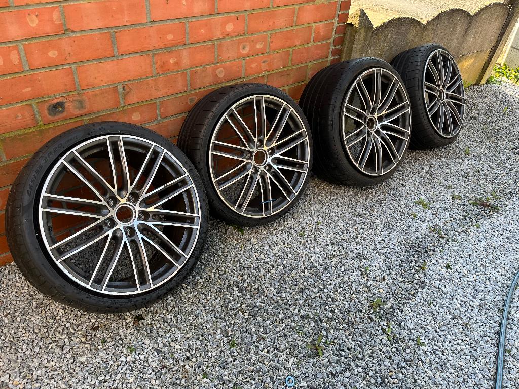 Jantes+pneus Porsche à vendre, Pneus et Jantes, Véhicule de tourisme, Pneus été, Enlèvement