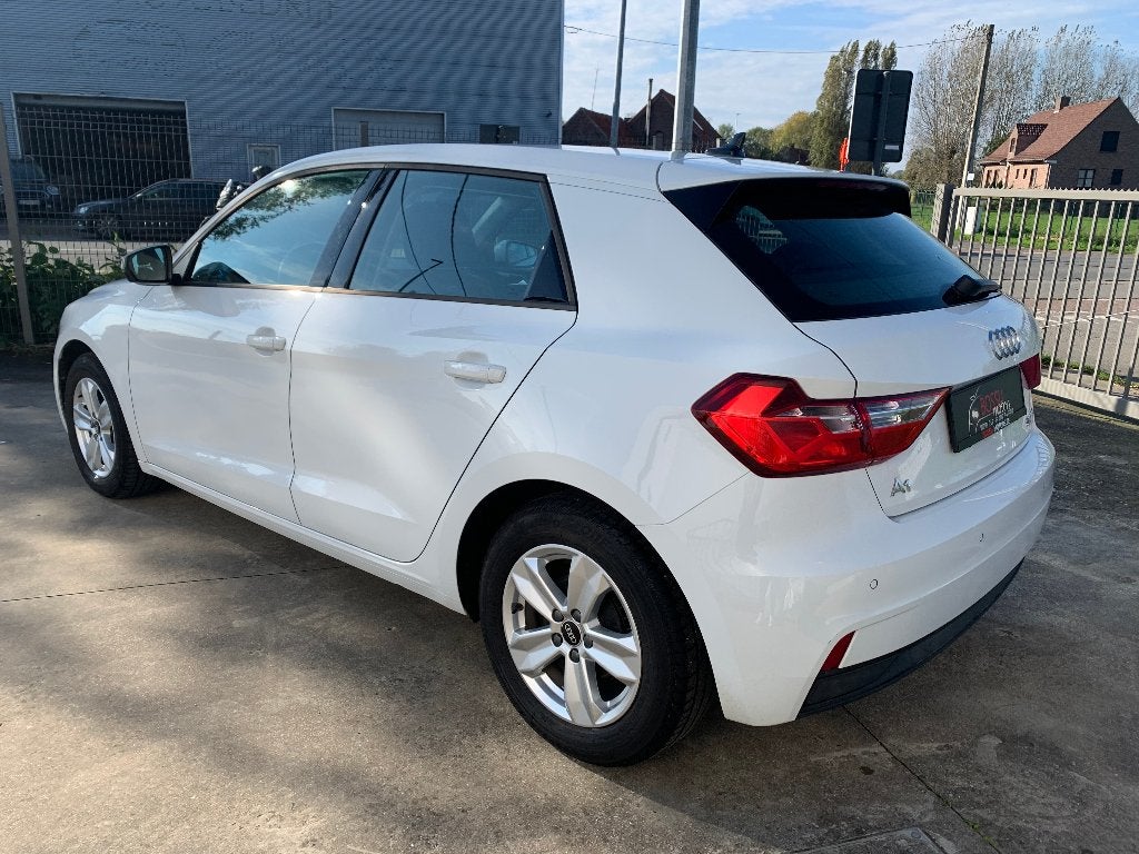 AUDI A1 1.0TSI DAB+/PDC/VIRTUALCOCKPIT/AIRCO/ADAPTIVE CRUISE, Auto's, Stof, A1, Wit, Bedrijf