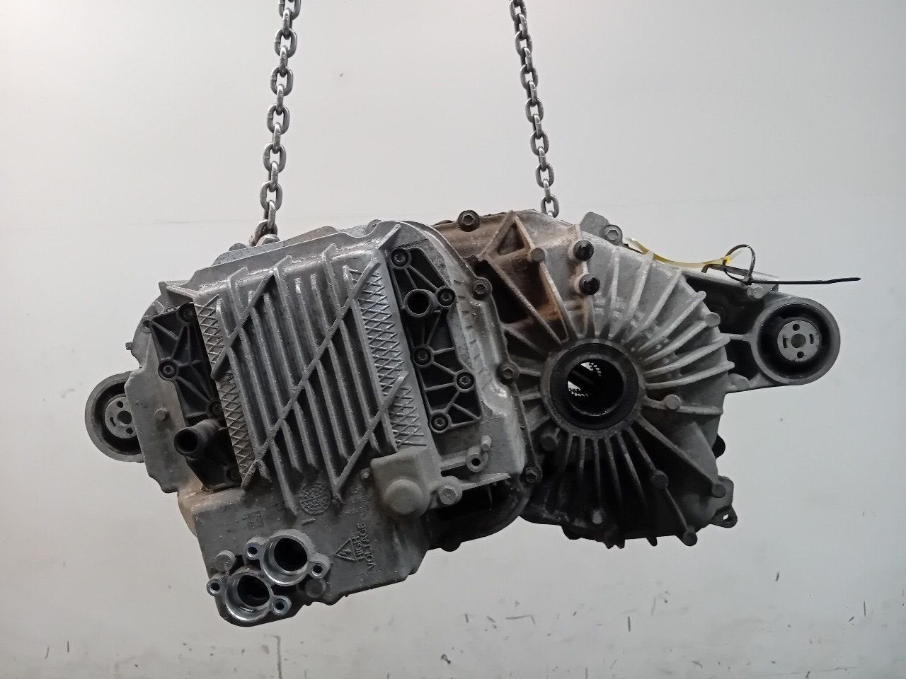 Motor diverse Tesla Model S, Onderdelen@venauto.nl, Van der Ven Autorecycling B.V., Gebruikt, Ettenseweg 76, 4706 PB Roosendaal, The Netherlands