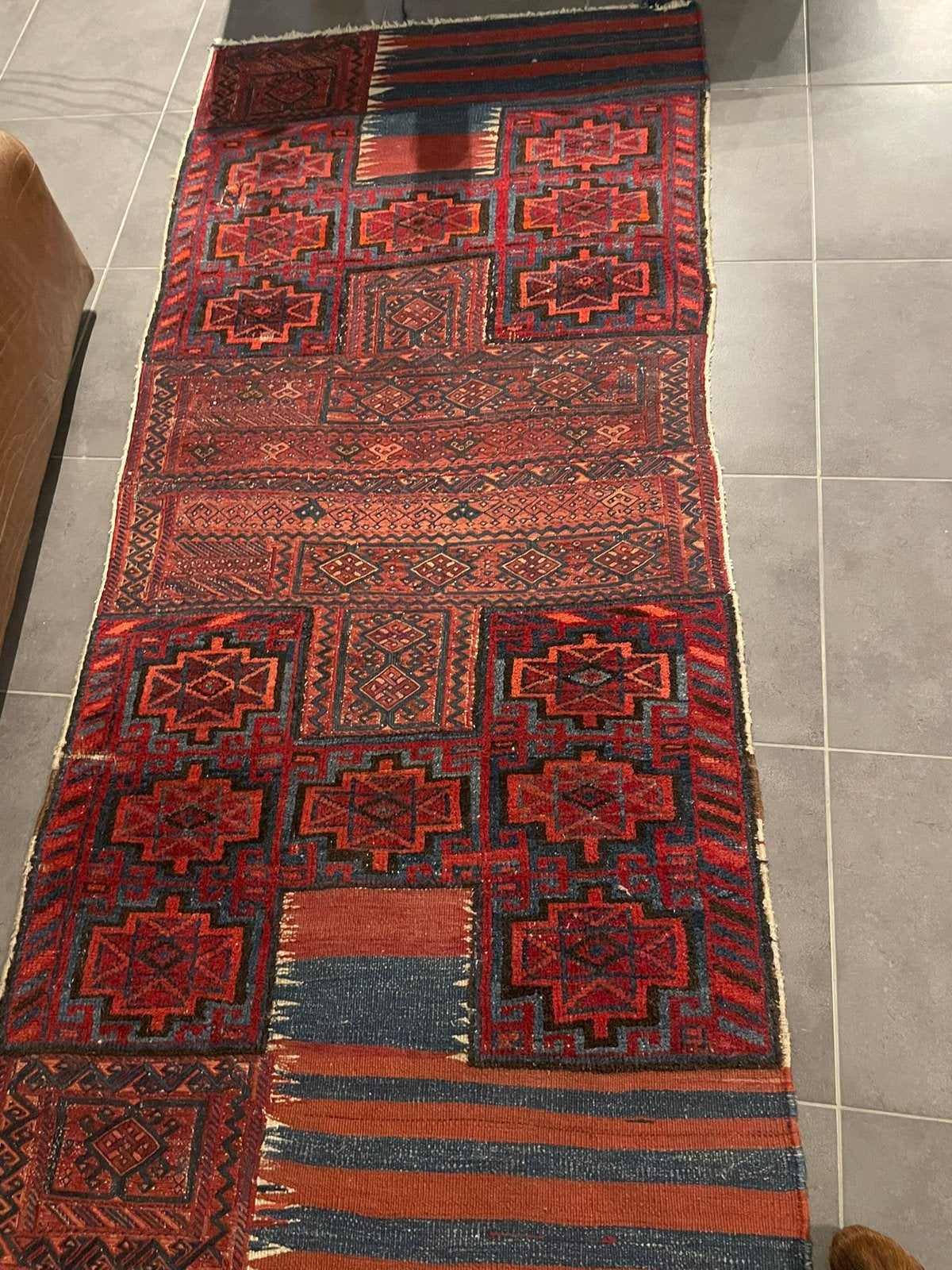 Mooi rood tapijt, Enlèvement, Comme neuf, Rouge